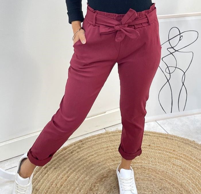 PANTALON AVEC CEINTURE A NOUER