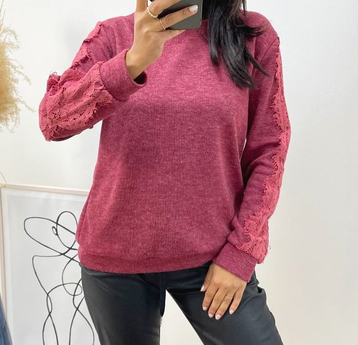 PULL MANCHES LONGUES EN DENTELLE